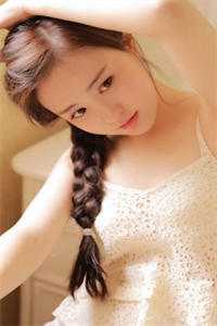 偏心苗疆圣女后，父兄和未婚夫悔疯了