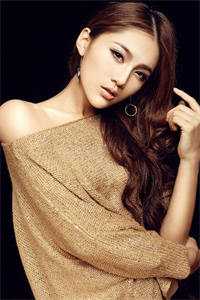 妻子逃婚后，我下定决心选了她