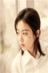 替闺蜜把她儿子养大成才后，她却疯了