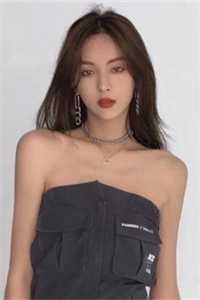 我暗恋的男生居然是女频大神