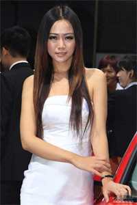 女儿被强迫后，我端着亡夫遗照杀疯了