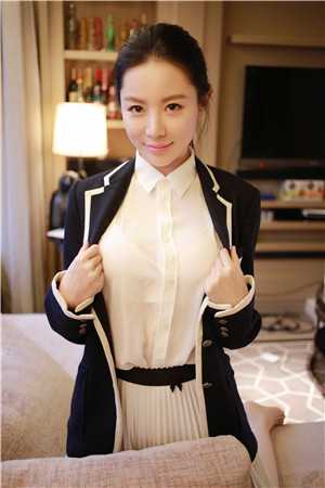 和老婆吵架，女儿说我配不上她们