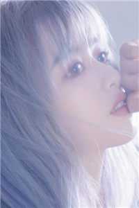 我爱上了梦里的女孩