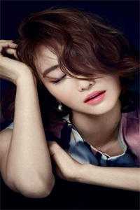 《战神隐退当保安，女儿被欺》