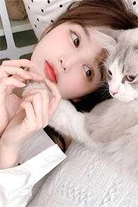 好兄弟变身白毛少女，我把她收了