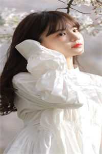 重生后，我选唢呐称女帝