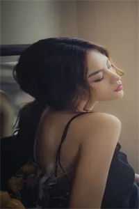 玫瑰与烟枪