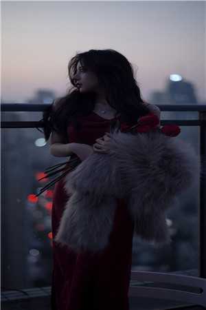 长安月下，红妆如梦