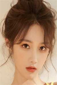 女儿新婚，我砸了她的婚房还逼她还回嫁妆