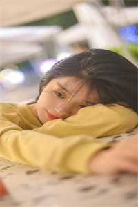 妹妹帮我资助的贫困生抢我未婚妻