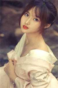 重生后，我把渣妹虐到哭唧唧