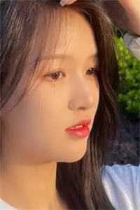 未婚妻放我鸽子，跑去跟别人拍婚纱照
