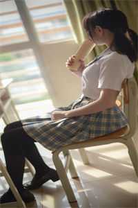 饥荒年她围着穷小子转，我另娶了(秦月娥洪小伟)最新热门小说_完本小说饥荒年她围着穷小子转，我另娶了秦月娥洪小伟