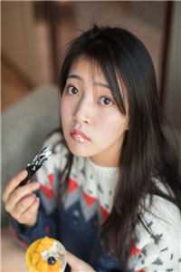 婆婆嫌女儿名字素，喂她朱砂毒粥