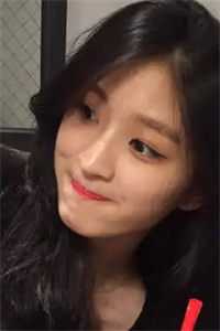 不再鸡娃后，女儿要换妈妈