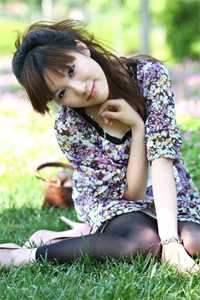 新婚夜老婆的六个男闺蜜送来祝福