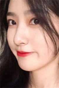 跳湖自尽后，嫌弃我六年的侯爷父子悔疯了