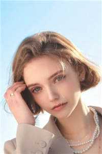 生下女儿后，婆家全家开始虐待我