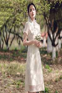 重生后，她亲手把团长未婚夫让给离婚初恋