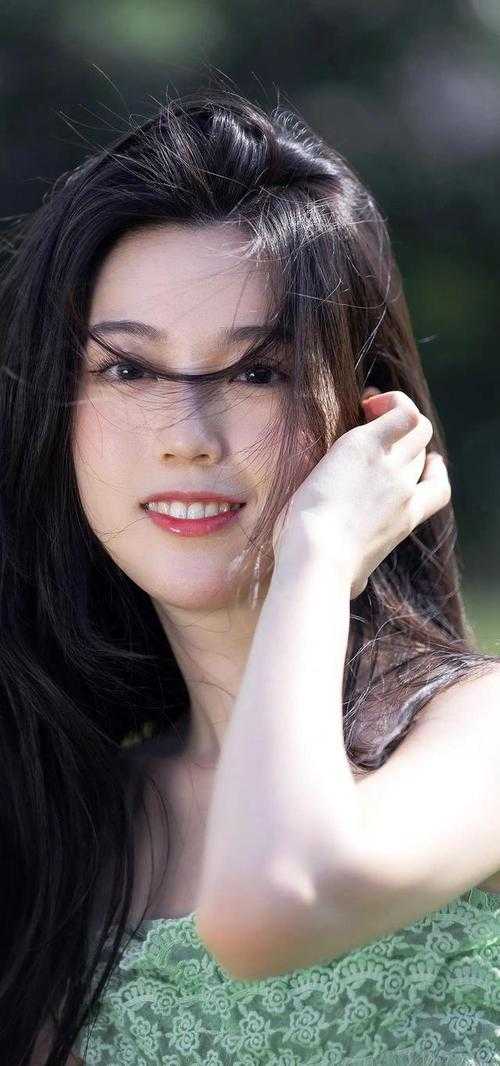 麟儿死后，以为他装病的太子跪求我原谅