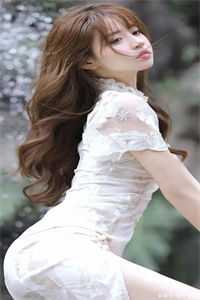穿书后，女配要改写剧情