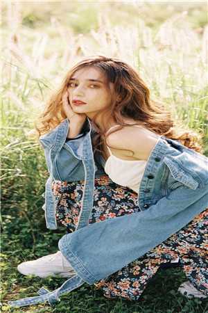 穿成七十年代大美人我去下乡了