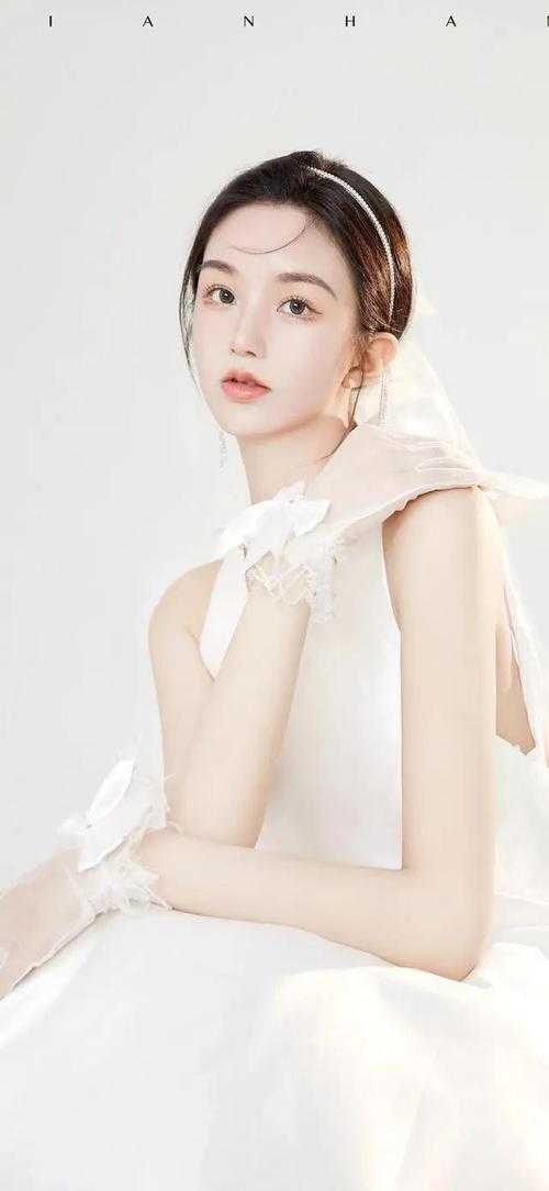 一觉醒来，我成了陌生人的老婆