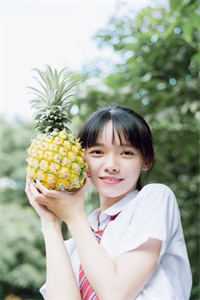未婚夫出差五年回国后，我带女儿改嫁了