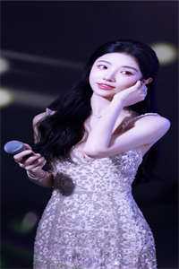 替身新娘与机械玫瑰中的灰烬情书