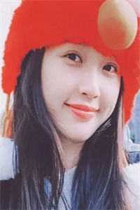 重生后，我把室友送给60岁老头当老婆