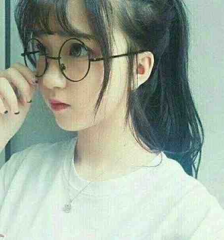 爹一个女儿都护不住