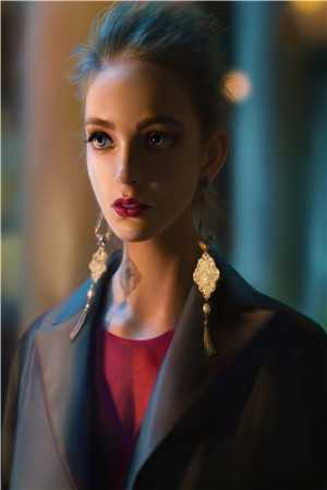 穿成恶毒女配后，她夺了女主气运