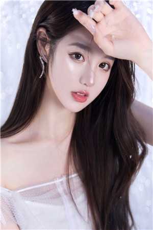 良心推荐(江恒叶采薇)养成系游戏：女帝们请自重！精品选集免费试读_江恒叶采薇完整版在线阅读