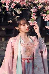 世子太凶猛：闯相府抢姑娘
