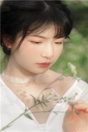 快来阅读热门小说《精品小说睁眼闪婚军院大佬，她在八零野上天》(林小芳罗卿雪)_林小芳罗卿雪）精品小说睁眼闪婚军院大佬，她在八零野上天全集