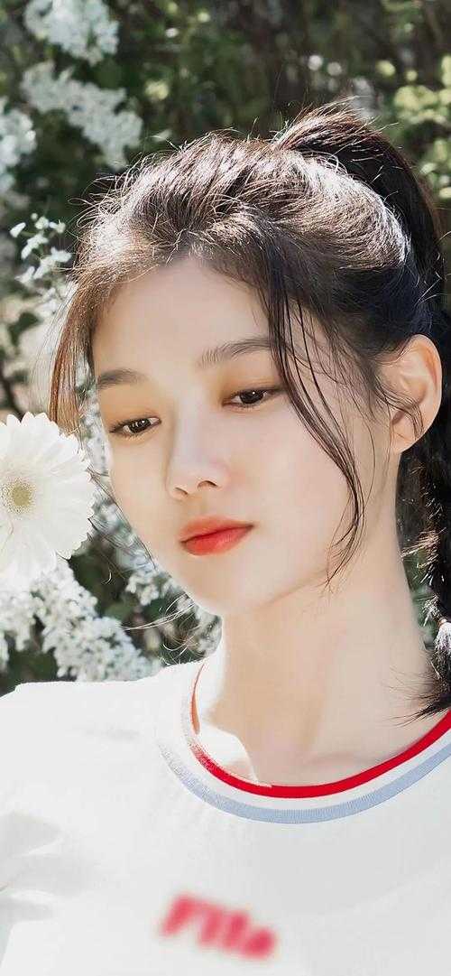 免费阅读完整版小说召唤百万大军，女帝给我削苹果(杨洵李妙音)_召唤百万大军，女帝给我削苹果(杨洵李妙音)全本免费小说阅读