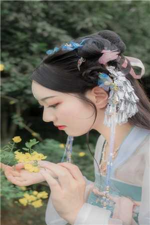 热门小说排行榜穿越成一条龙，我把自己上交国家了(秦时蚩尤)_穿越成一条龙，我把自己上交国家了(秦时蚩尤)完整版小说免费阅读