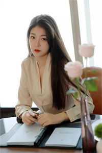 迎娶娇妻后，小青梅哭着来找我