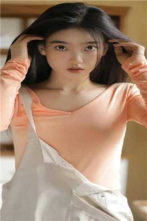 先婚后爱：女反派又萌又矫