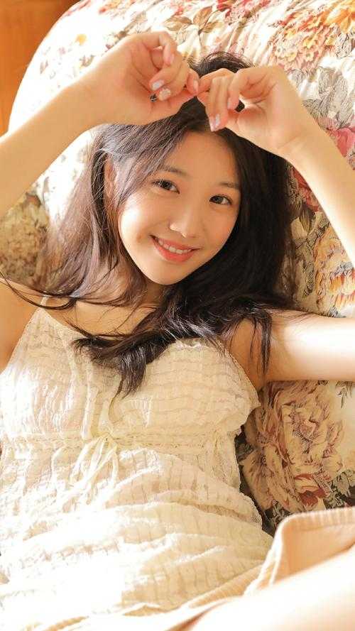 绑定系统：给美女消费就返现变强(江默赵璐颖)热门完本小说_小说完结版绑定系统：给美女消费就返现变强江默赵璐颖
