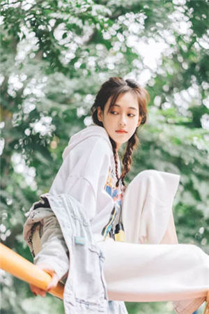 不装了，废柴嫡女要杀光敌人当女帝