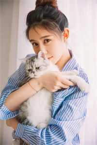 小说完整版重生后，奶奶让我嫁给末日大佬陈炼翘李君泽_重生后，奶奶让我嫁给末日大佬陈炼翘李君泽完结的热门小说