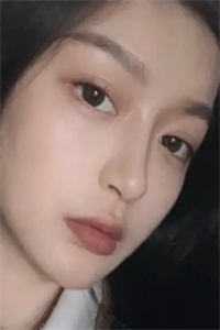离谱！你让小孩哥给大学生上课？
