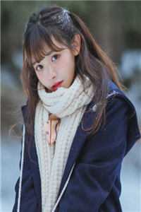 活成前任白月光后，她桃花朵朵开