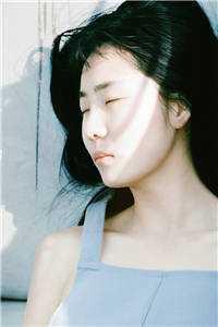 推荐完本小说人生易如反掌，全凭老爸榜上富婆(洛安杨晓萱)_人生易如反掌，全凭老爸榜上富婆(洛安杨晓萱)在线免费小说
