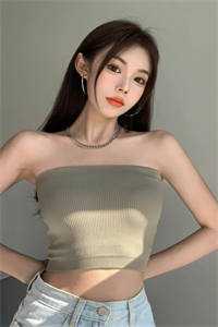 她，小泪包，被重生腹黑男掐腰宠