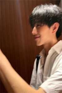 完结热门小说穿书后，顶流死对头成了我的老婆粉墨锦之洛池清_穿书后，顶流死对头成了我的老婆粉墨锦之洛池清完本小说阅读