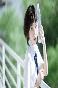 最新更新小说被女友拿花盆砸晕，我得神农传承(张小伟冷冰雪)_被女友拿花盆砸晕，我得神农传承(张小伟冷冰雪)热门小说