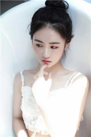 领证当天，我收到女友和她助理的结婚证萧文元李雪亭热门小说_完结小说免费阅读领证当天，我收到女友和她助理的结婚证(萧文元李雪亭)