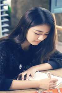 为了让女儿正常，我比她还疯狂